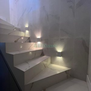 Casa com 100m², 2 dormitórios, 1 vaga, no bairro Rio Branco em Caxias do Sul para Alugar