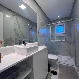 Casa com 100m², 2 dormitórios, 1 vaga, no bairro Rio Branco em Caxias do Sul para Alugar