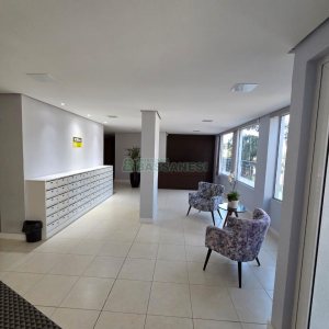 Apartamento com 50m², 2 dormitórios, 1 vaga, no bairro Kayser em Caxias do Sul para Alugar