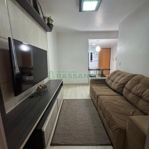 Apartamento com 50m², 2 dormitórios, 1 vaga, no bairro Kayser em Caxias do Sul para Alugar