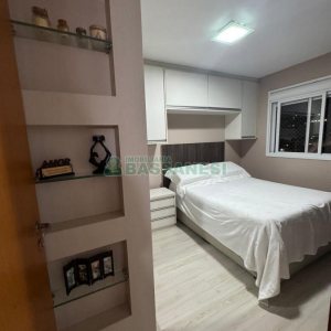 Apartamento com 50m², 2 dormitórios, 1 vaga, no bairro Kayser em Caxias do Sul para Alugar