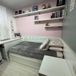 Apartamento com 50m², 2 dormitórios, 1 vaga, no bairro Kayser em Caxias do Sul para Alugar