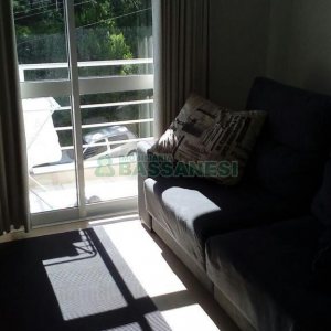 Apartamento com 54m², 2 dormitórios, 1 vaga, no bairro Vinhedos em Caxias do Sul para Comprar