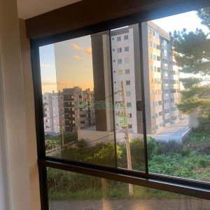 Apartamento com 54m², 2 dormitórios, 1 vaga, no bairro Vinhedos em Caxias do Sul para Comprar