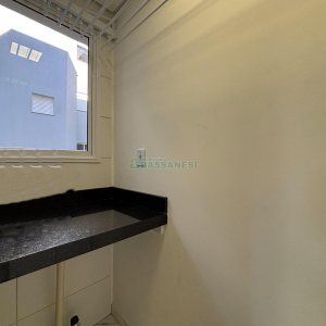 Apartamento com 62m², 2 dormitórios, 1 vaga, no bairro Lourdes em Caxias do Sul para Alugar