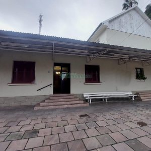 Loja com 400m², no bairro Ana Rech em Caxias do Sul para Alugar