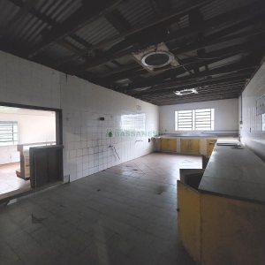 Loja com 400m², no bairro Ana Rech em Caxias do Sul para Alugar