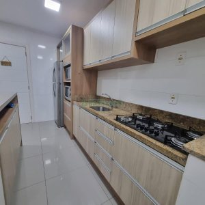 Apto Mobiliado com 61m², 2 dormitórios, 1 vaga, no bairro São Luiz em Caxias do Sul para Alugar