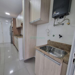 Apto Mobiliado com 61m², 2 dormitórios, 1 vaga, no bairro São Luiz em Caxias do Sul para Alugar