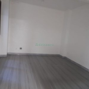 Sala com 16m², no bairro Centro em Caxias do Sul para Comprar
