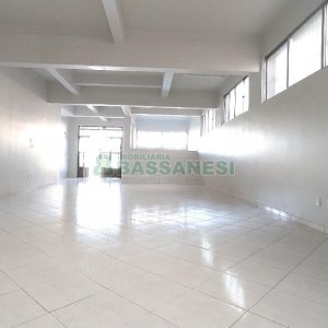 Loja com 170m², no bairro Rio Branco em Caxias do Sul para Alugar