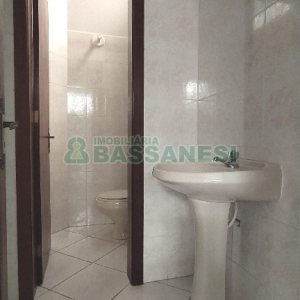 Loja com 170m², no bairro Rio Branco em Caxias do Sul para Alugar