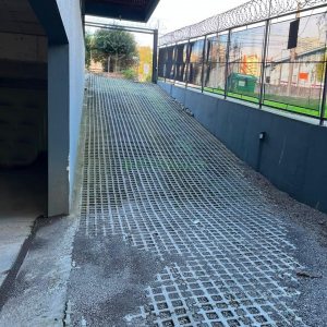 Estacionamento com 100m², no bairro Pio X em Caxias do Sul para Alugar