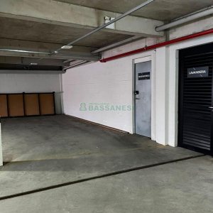 Estacionamento com 100m², no bairro Pio X em Caxias do Sul para Alugar