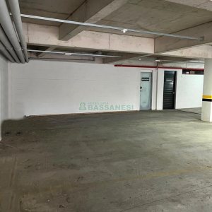 Estacionamento com 100m², no bairro Pio X em Caxias do Sul para Alugar