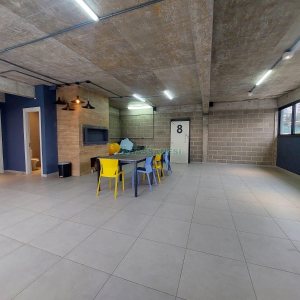 Sala com 100m², no bairro Pio X em Caxias do Sul para Alugar