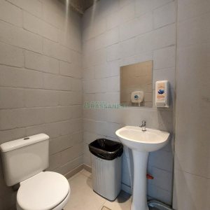 Sala com 100m², no bairro Pio X em Caxias do Sul para Alugar