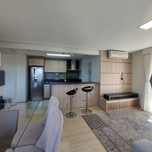 Apartamento com 86m², 2 dormitórios, 2 vagas, no bairro Lourdes em Caxias do Sul para Comprar