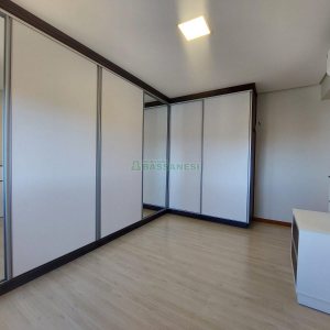 Apartamento com 86m², 2 dormitórios, 2 vagas, no bairro Lourdes em Caxias do Sul para Comprar