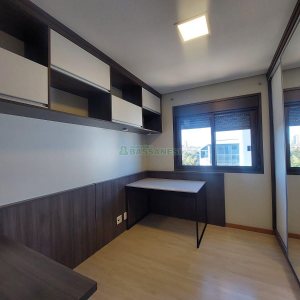 Apartamento com 86m², 2 dormitórios, 2 vagas, no bairro Lourdes em Caxias do Sul para Comprar