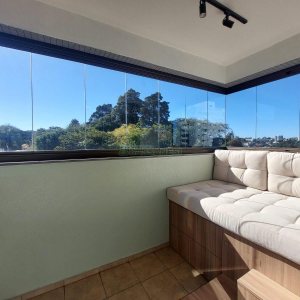 Apartamento com 86m², 2 dormitórios, 2 vagas, no bairro Lourdes em Caxias do Sul para Comprar