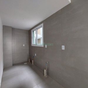 Apartamento com 60m², 2 dormitórios, 1 vaga, no bairro Charqueadas em Caxias do Sul para Alugar