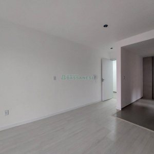 Apartamento com 60m², 2 dormitórios, 1 vaga, no bairro Charqueadas em Caxias do Sul para Alugar
