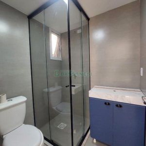 Apartamento com 60m², 2 dormitórios, 1 vaga, no bairro Charqueadas em Caxias do Sul para Alugar