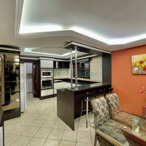 Casa com 270m², 4 dormitórios, 4 vagas, no bairro Sagrada Família em Caxias do Sul para Alugar