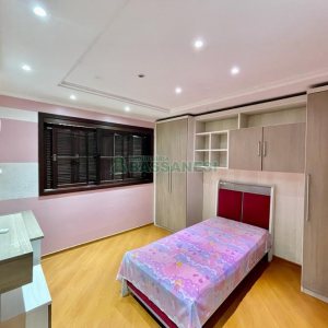 Casa com 270m², 4 dormitórios, 4 vagas, no bairro Sagrada Família em Caxias do Sul para Alugar