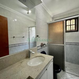 Casa com 270m², 4 dormitórios, 4 vagas, no bairro Sagrada Família em Caxias do Sul para Alugar