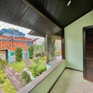 Casa com 270m², 4 dormitórios, 4 vagas, no bairro Sagrada Família em Caxias do Sul para Alugar