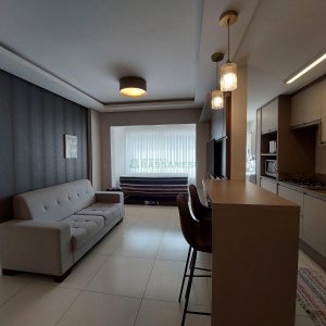 Apto Mobiliado com 72m², 2 dormitórios, 2 vagas, no bairro Lourdes em Caxias do Sul para Alugar