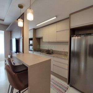Apto Mobiliado com 72m², 2 dormitórios, 2 vagas, no bairro Lourdes em Caxias do Sul para Alugar