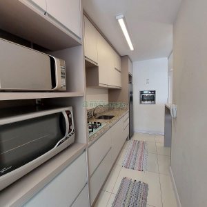Apto Mobiliado com 72m², 2 dormitórios, 2 vagas, no bairro Lourdes em Caxias do Sul para Alugar