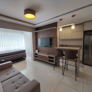 Apto Mobiliado com 72m², 2 dormitórios, 2 vagas, no bairro Lourdes em Caxias do Sul para Alugar