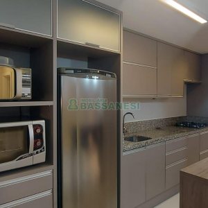 Apto Mobiliado com 72m², 2 dormitórios, 2 vagas, no bairro Lourdes em Caxias do Sul para Alugar