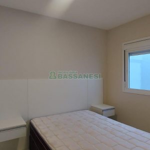 Apto Mobiliado com 72m², 2 dormitórios, 2 vagas, no bairro Lourdes em Caxias do Sul para Alugar