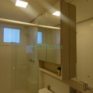 Apto Mobiliado com 72m², 2 dormitórios, 2 vagas, no bairro Lourdes em Caxias do Sul para Alugar