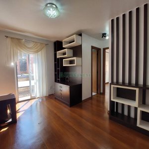 Apto Mobiliado com 57m², 2 dormitórios, 2 vagas, no bairro Universitário em Caxias do Sul para Alugar