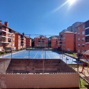 Apto Mobiliado com 57m², 2 dormitórios, 2 vagas, no bairro Universitário em Caxias do Sul para Alugar