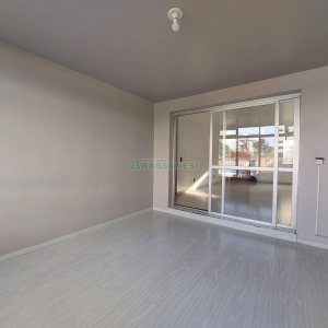 Apartamento com 115m², 3 dormitórios, 1 vaga, no bairro Medianeira em Caxias do Sul para Alugar