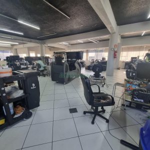 Sala com 490m², no bairro Lourdes em Caxias do Sul para Alugar