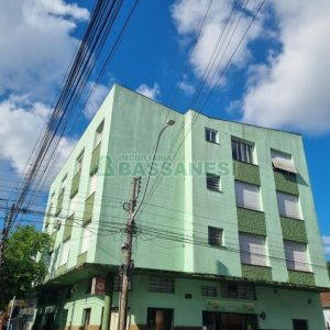 Apartamento com 106m², 2 dormitórios, no bairro Centro em Caxias do Sul para Comprar