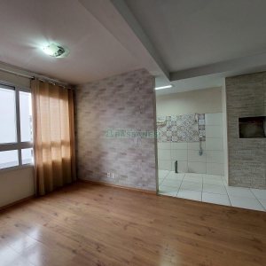 Apartamento com 62m², 2 dormitórios, 1 vaga, no bairro São Caetano em Caxias do Sul para Alugar