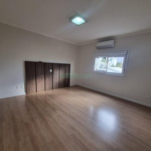 Apartamento com 100m², 2 dormitórios, 1 vaga, no bairro Santa Catarina em Caxias do Sul para Alugar