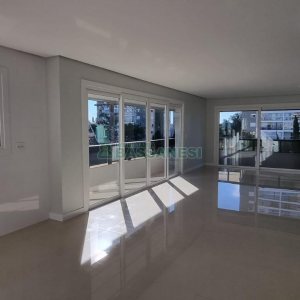 Apartamento com 174m², 3 dormitórios, 3 vagas, no bairro Universitário em Caxias do Sul para Comprar