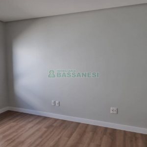 Apartamento com 174m², 3 dormitórios, 3 vagas, no bairro Universitário em Caxias do Sul para Comprar
