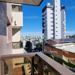Apartamento com 174m², 3 dormitórios, 3 vagas, no bairro Universitário em Caxias do Sul para Comprar