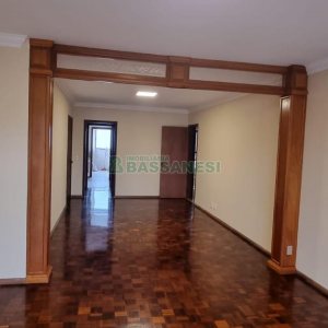 Apto/Cobertura com 207m², 3 dormitórios, 2 vagas, no bairro Pio X em Caxias do Sul para Comprar